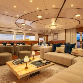 Upper Deck Salon