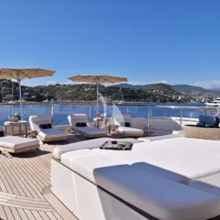 Large Sun deck