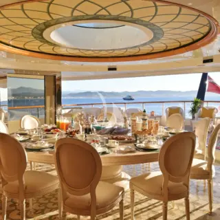 Sky lounge dining area