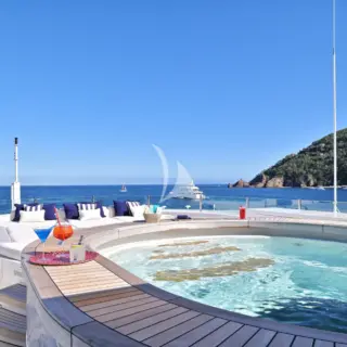 Sun deck jacuzzi