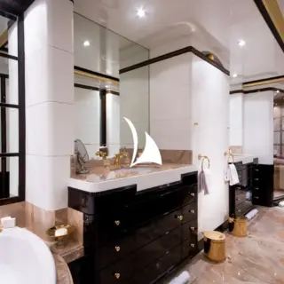 Master en-suite