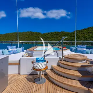SCOTT FREE - Sun Deck Looking Forward