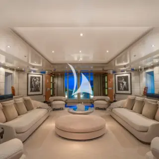 SCOTT FREE - Main Deck Salon Looking Aft