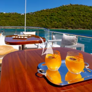 SCOTT FREE - Sun Deck Refreshments