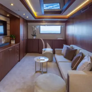 Playroom / Convertable double cabin