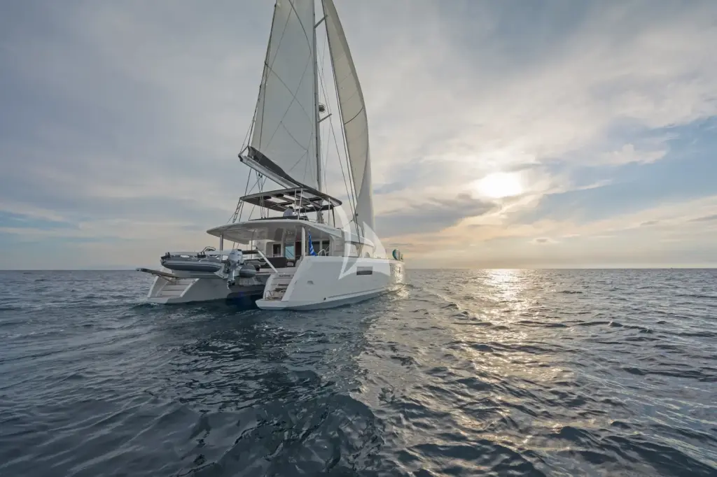 Summer Star - Sailing