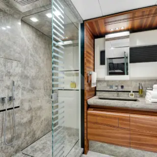 Master ensuite