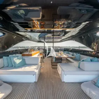 ELYSIUM I - top deck fwd