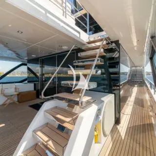 ELYSIUM I - main side deck