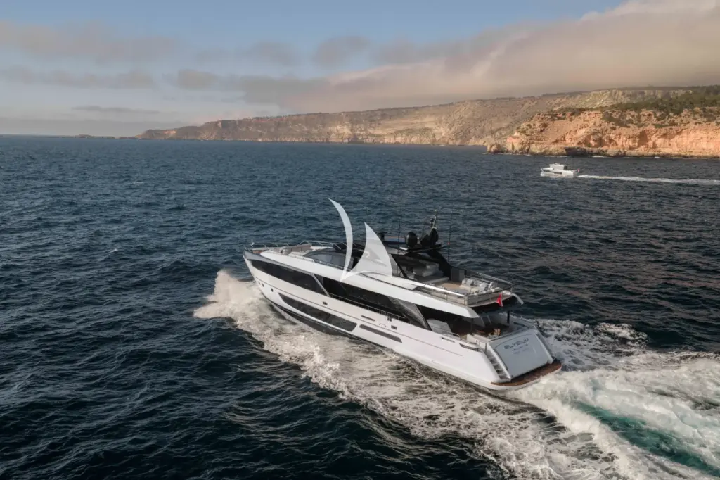 ELYSIUM I - Exterior