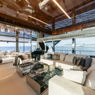 ELYSIUM I - main saloon aft