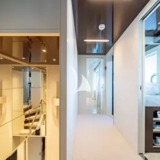 ELYSIUM I - main deck lobby