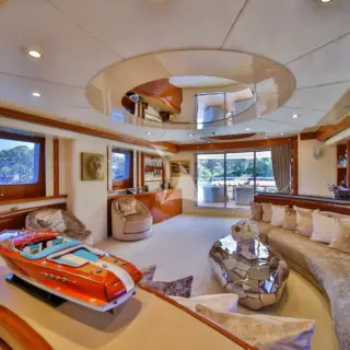 Main Deck Salon