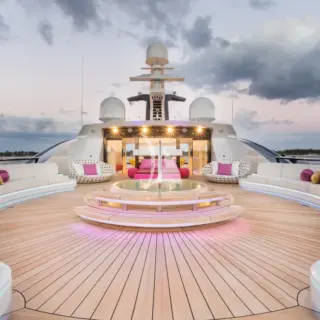 Top deck