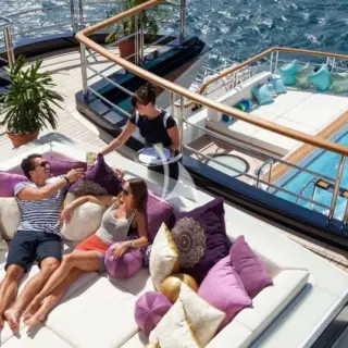 Bridge deck Pool