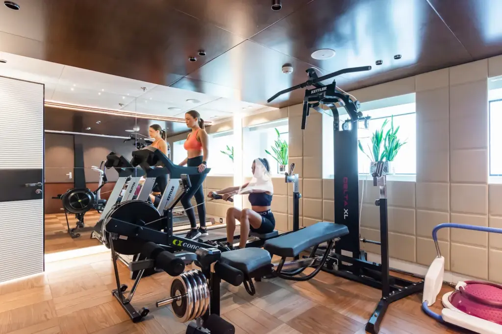 KATINA - Main deck gym