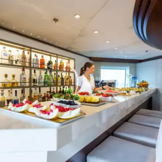 Main deck bar