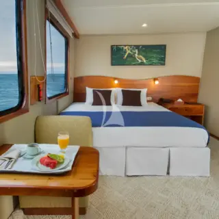 Double Cabin
