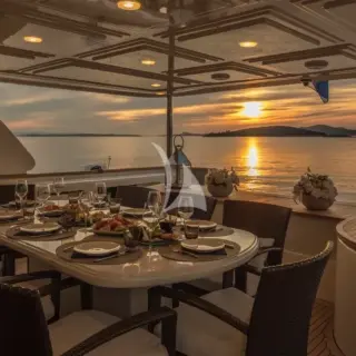 Main Deck - Al fresco Dining
