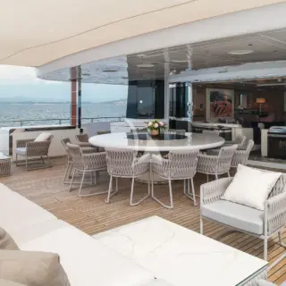 Bridge deck aft dining