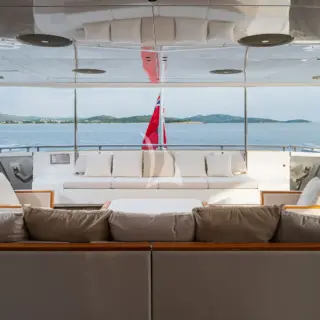 Main deck aft