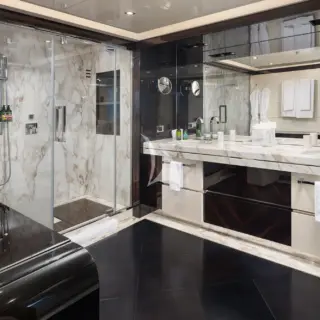 Master ensuite