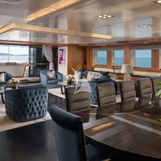 Main deck salon