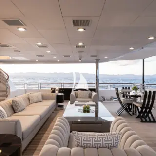 Main deck aft