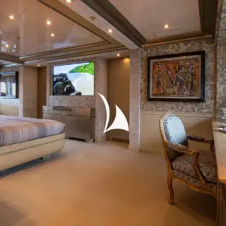Main deck - Master cabin