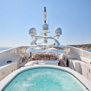 Sundeck Jaccuzi I