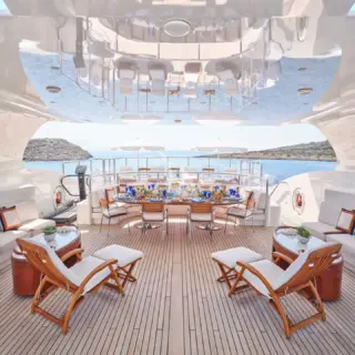 Sundeck Dining, Lounge Area, Sunbeds & Shade