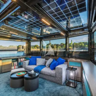Family room / 5th convertible cabin