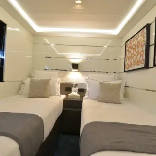 Twin cabin
