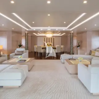 Main deck salon