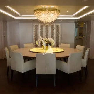 Main deck salon dining area