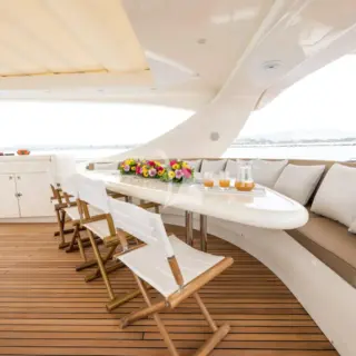 Sundeck 3