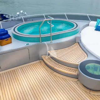 Sundeck spa