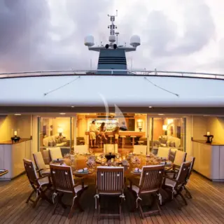 Upper deck aft dining area