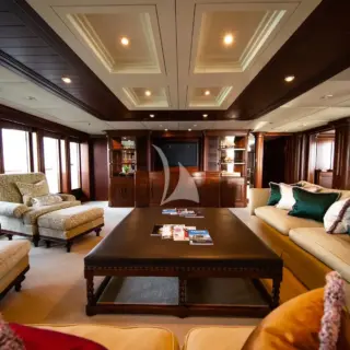 Upper Deck Lounge