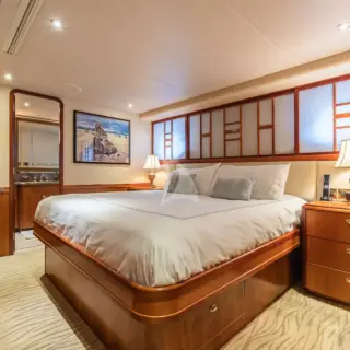 King Cabin