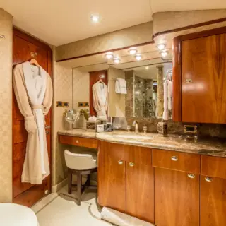 Primary Ensuite Bath