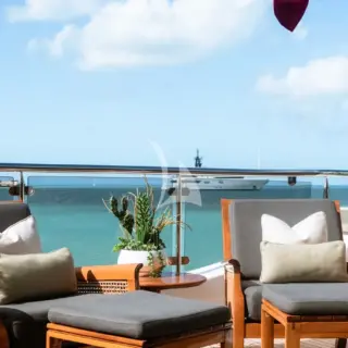 Main Aft Deck Seating