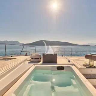 Sun deck jacuzzi