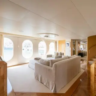 OCEANA - Main salon (2019)