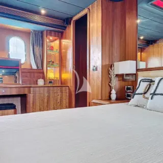 MASTER CABIN