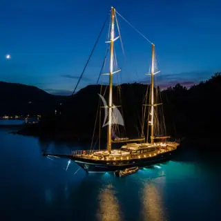 BLUE HEAVEN - Image 5