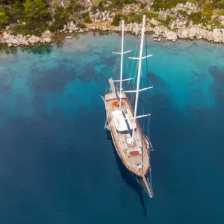 BLUE HEAVEN - Image 4