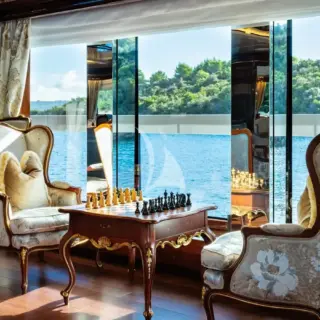 Main Deck Salon
