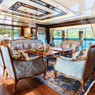 Main Deck Salon