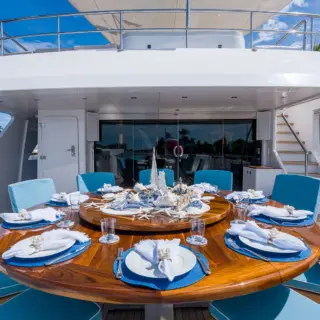 SEA AXIS - Bridge Deck Dining